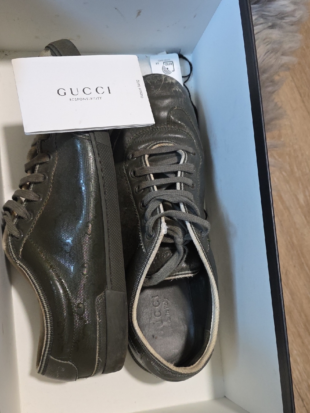 Gucci Men's Low-Top Leather Sneakers in Olive Green 9